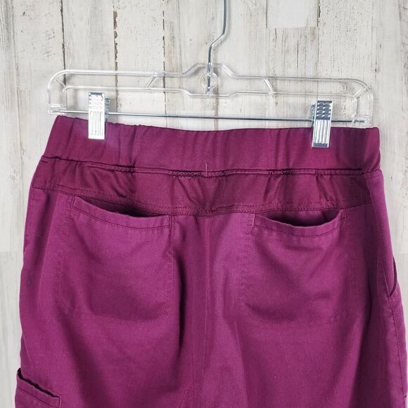 Grey's Anatomy Spandex Stretch 3 Pocket Cargo Scrub Pants Wine Size Small Tall - Picture 8 of 11